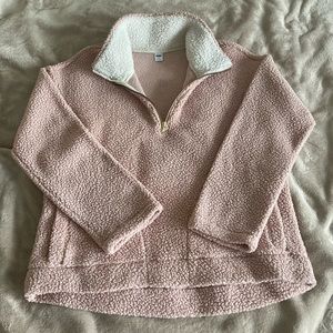 Old Navy Oversized Wool Sweater, women’s size M, beautiful rose gold color.